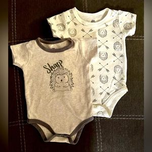 Set of 2 onesies